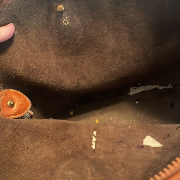 Dooney & Bourke bag with wrist and shoulder strap - Picture 7 of 8